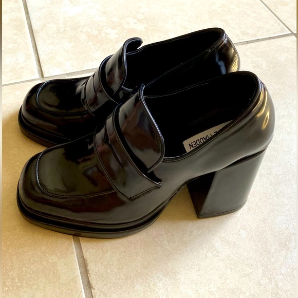 Black Platform Pumps - Picture 1 of 3